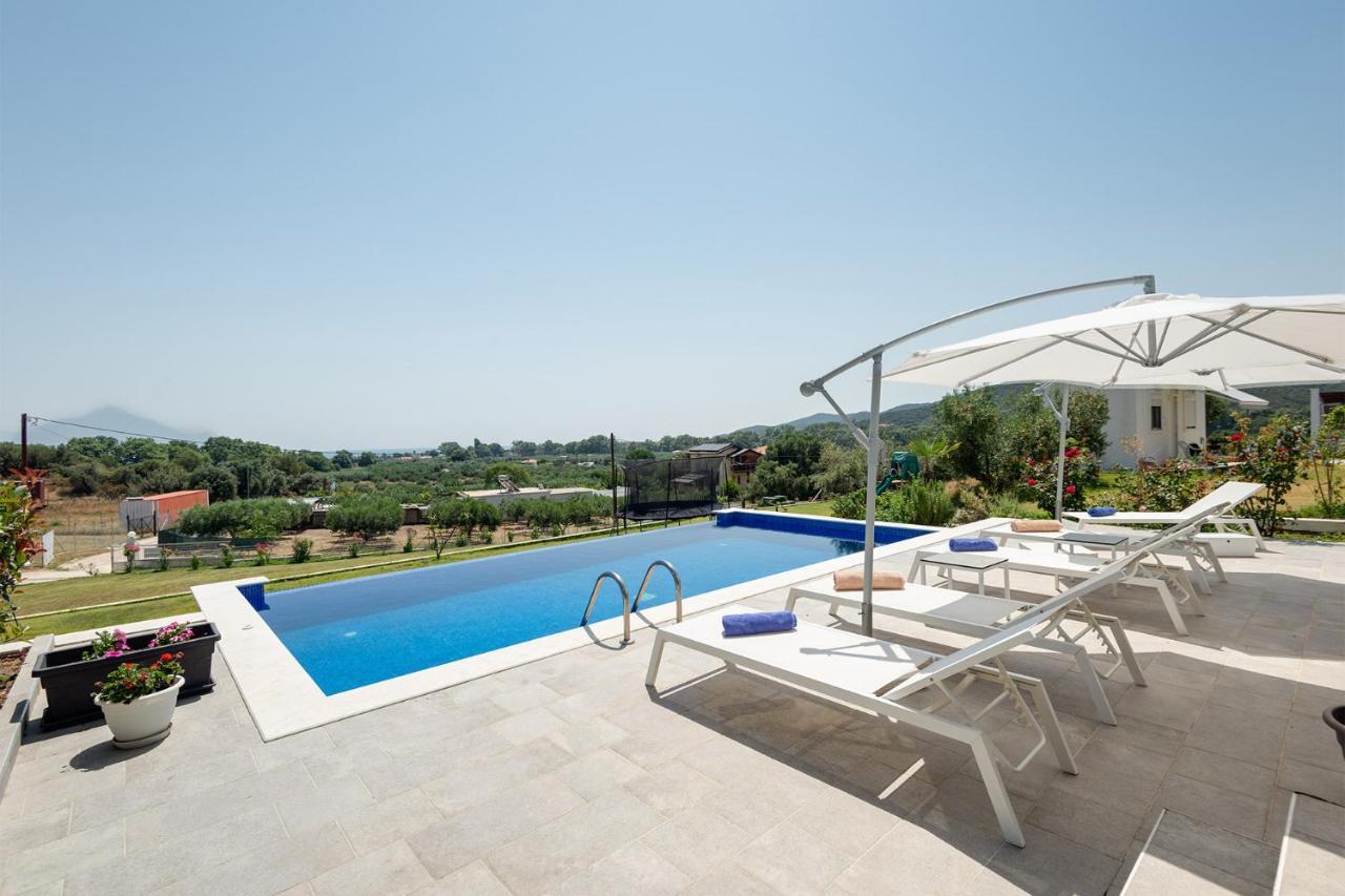 Afisia Villas サルティ エクステリア 写真