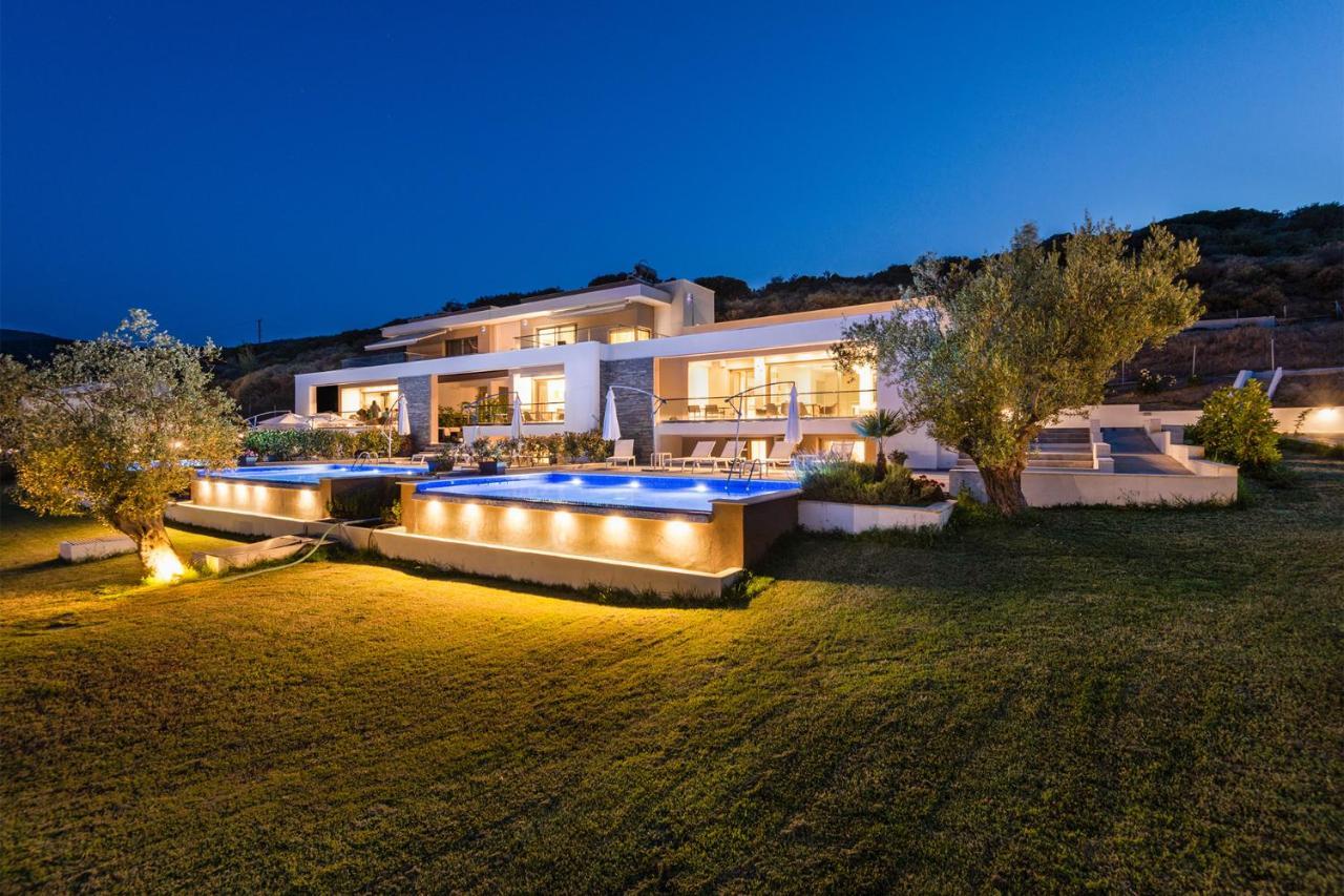 Afisia Villas サルティ エクステリア 写真