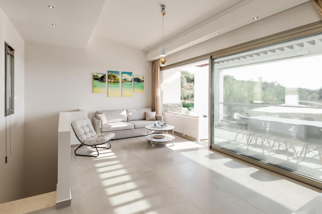 Afisia Villas サルティ エクステリア 写真