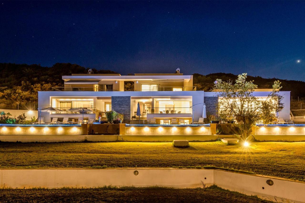 Afisia Villas サルティ エクステリア 写真
